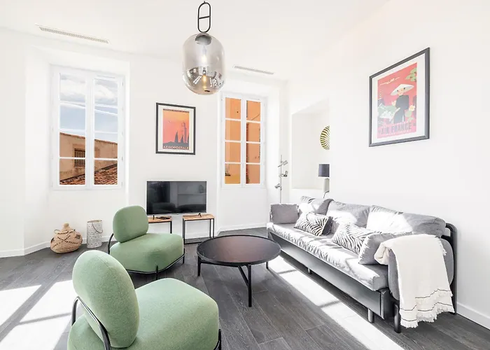 Le Brea, Elegant Appartement, Jolie Vue Apartmán