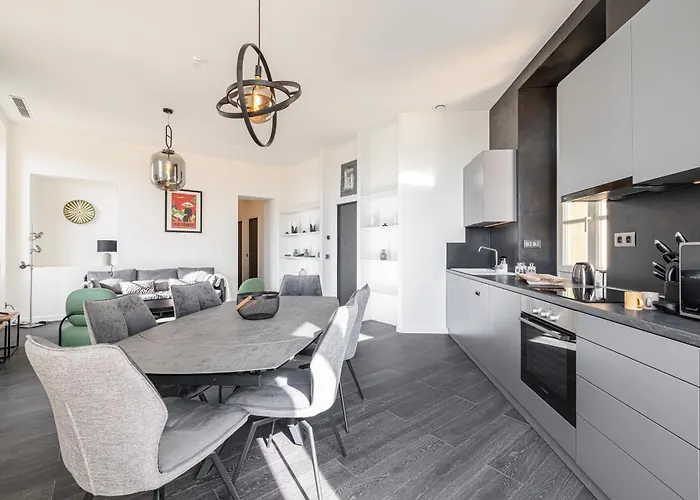 Le Brea, Elegant Appartement, Jolie Vue Апартаменти Мантон