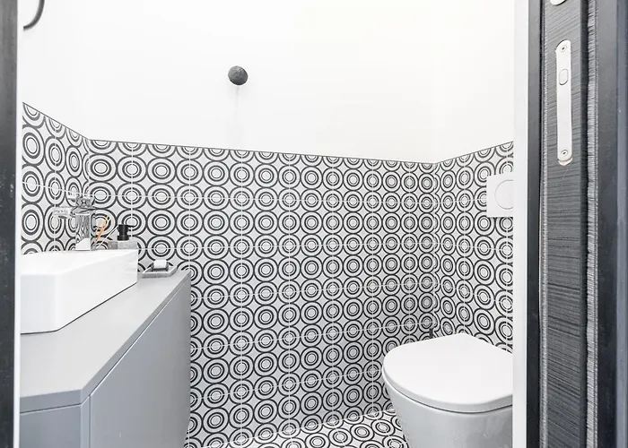 Le Brea, Elegant Appartement, Jolie Vue Apartmán Menton