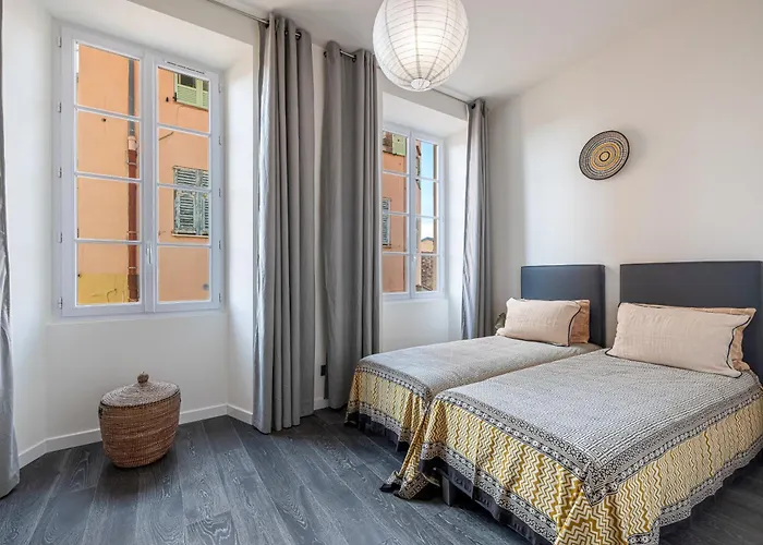 Le Brea, Elegant Appartement, Jolie Vue Apartmán