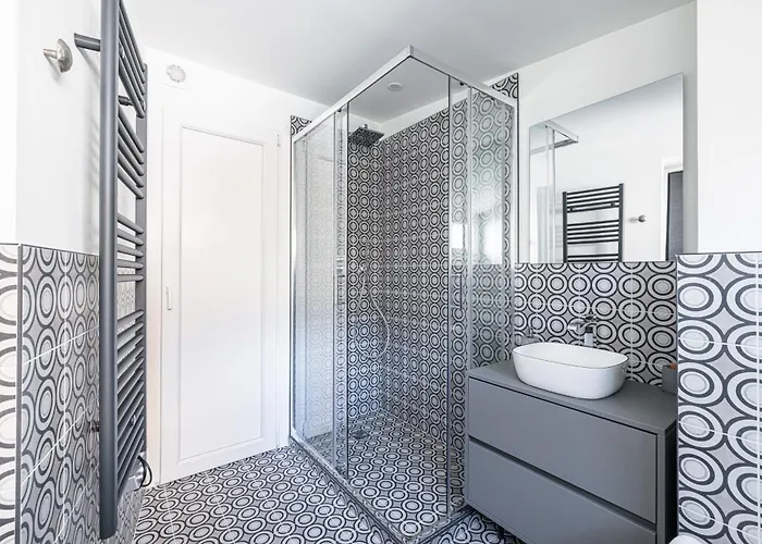 Le Bréa, élégant Appartement, Jolie Vue *