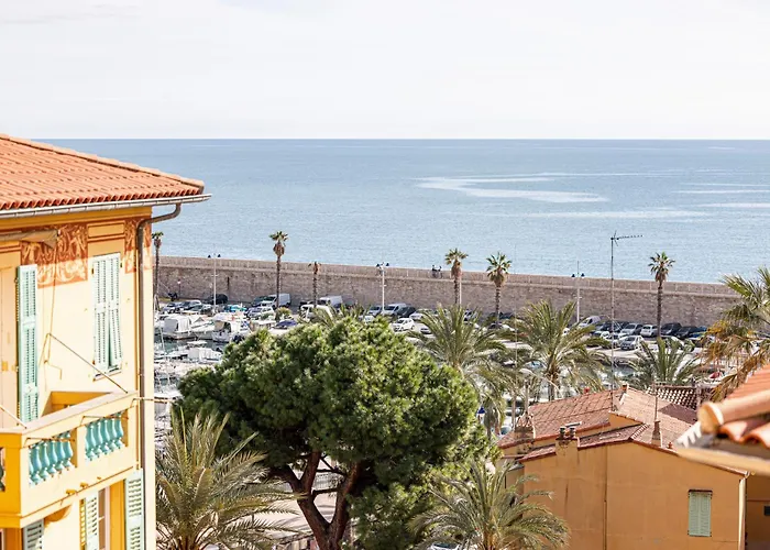 Le Bréa, élégant Appartement, Jolie Vue Appartement *