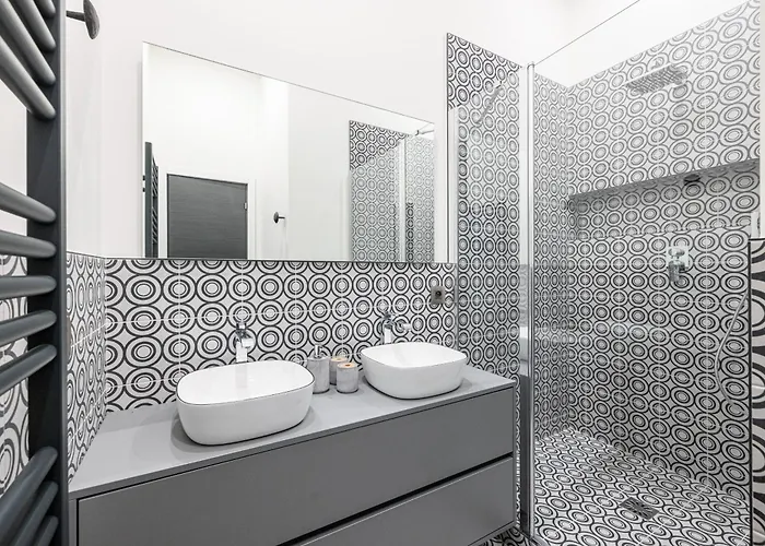 Le Brea, Elegant Appartement, Jolie Vue Apartmán Menton